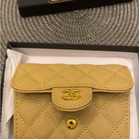 Chanel Gold Quilted Wallet - Picture 6 of 7